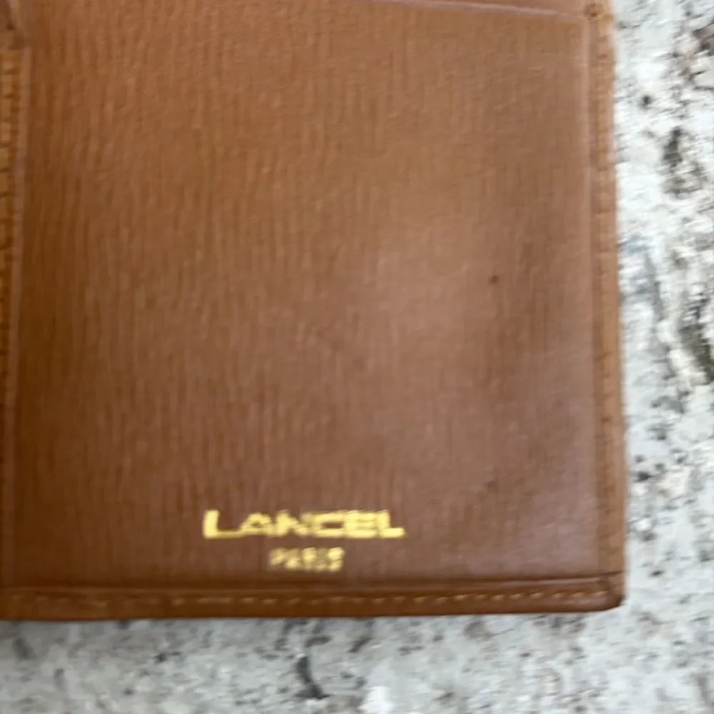 Vintage Lancelot bill holder
